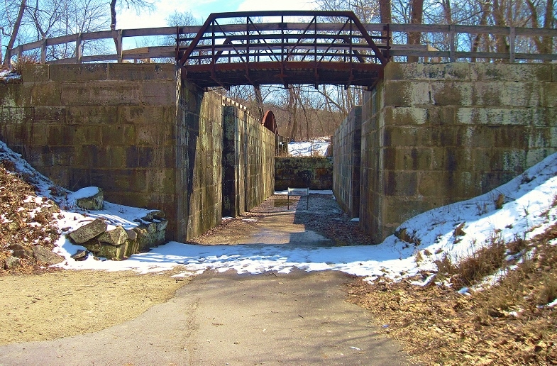 Deep Lock Quarry